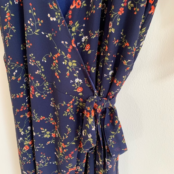 Madewell Vervain Ruffle-Sleeve Wrap Dress in Moonless Floral Size XS - Picture 6 of 11